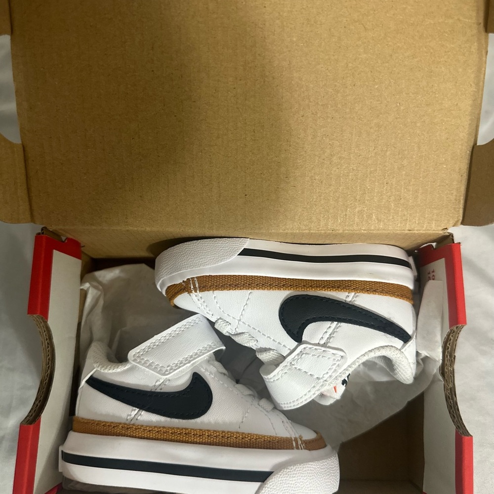 Nike Court Legacy 2c